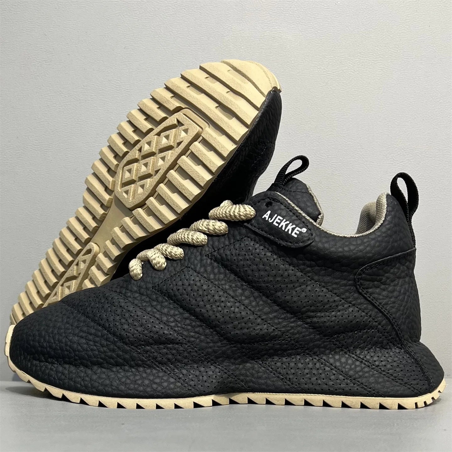 Men's Outdoor Sports Casual oes Faionable Retro een Thi Bot Dad oes Comfortable All-Match Low Top Breathable casual shoes