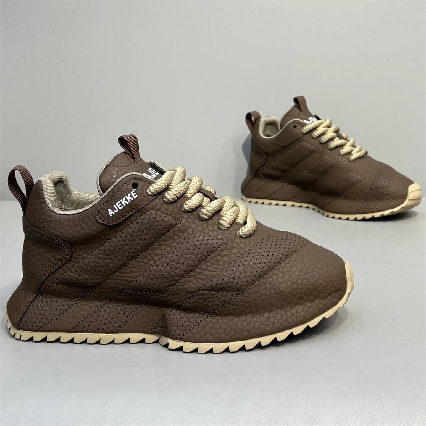 Men's Outdoor Sports Casual oes Faionable Retro een Thi Bot Dad oes Comfortable All-Match Low Top Breathable casual shoes