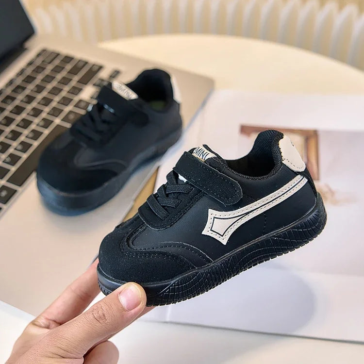 Kids Sports Shoes Casual Soft Sole 2025 New Fashion Children Running Shoes Comfortable Boys Girls Tennis Shoes Non-slip Flexible