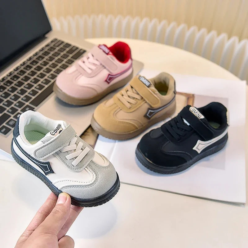Kids Sports Shoes Casual Soft Sole 2025 New Fashion Children Running Shoes Comfortable Boys Girls Tennis Shoes Non-slip Flexible