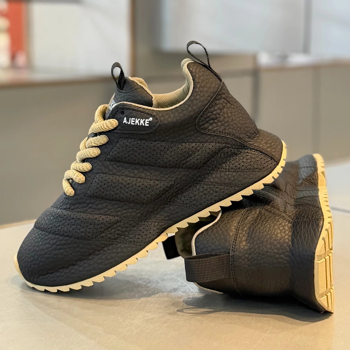 Men's Outdoor Sports Casual oes Faionable Retro een Thi Bot Dad oes Comfortable All-Match Low Top Breathable casual shoes