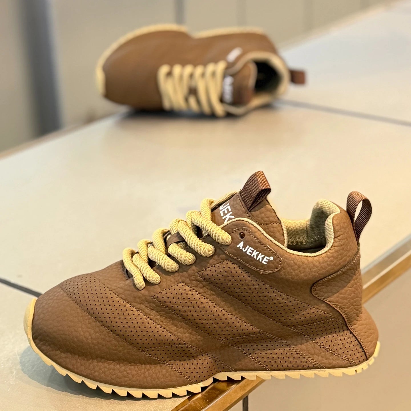Men's Outdoor Sports Casual oes Faionable Retro een Thi Bot Dad oes Comfortable All-Match Low Top Breathable casual shoes